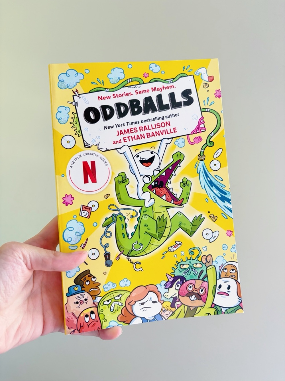 🎀3/$25🎀 ODDBALLS Comic Book - Paperback